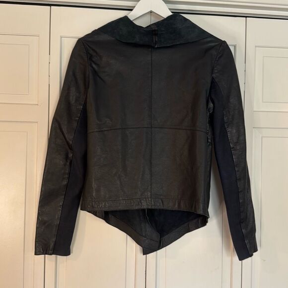 Muubaa lamb leather navy draped zipper jacket 6 - Picture 15 of 16